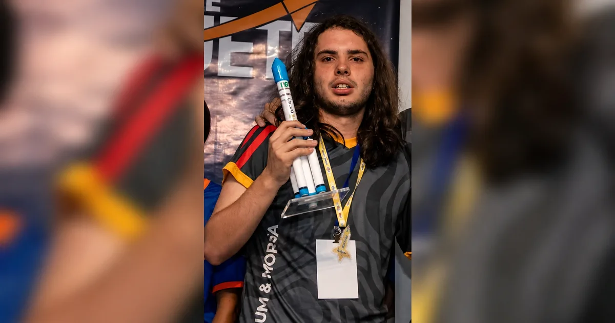 Estudante premiado morre após acidente; conheça sua incrível história