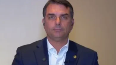 Flávio Bolsonaro faz divulgação importante