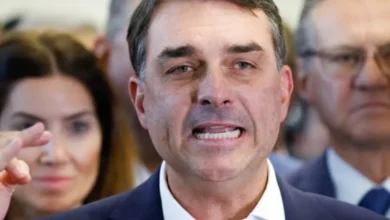 Flávio rebate informação sobre reunião com Trump
