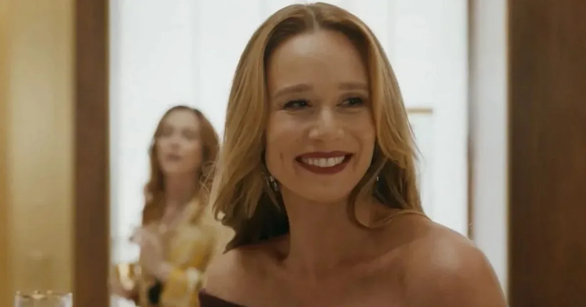 Globo não tem vergonha de usar nome de patrocinadora para personagem