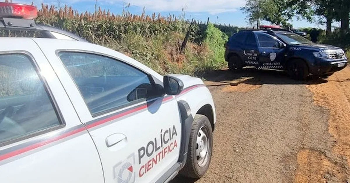 Homem desaparecido é encontrado sob o próprio carro em área rural