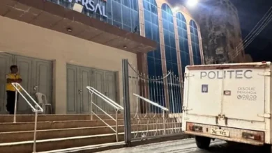 Homem em situação de rua entra em igreja pede água e oração e acaba falecendo