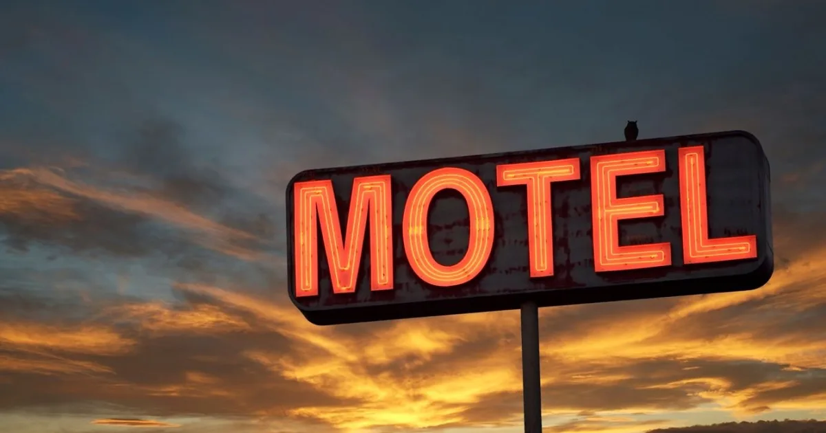 Homem perde a vida em motel após ingerir vários comprimidos para disfunção erétil