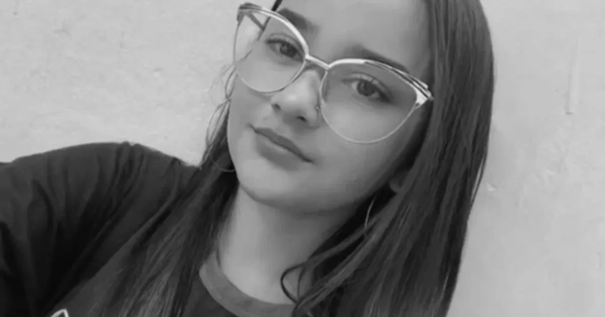Jovem de 16 anos perde a vida após sofrer choque elétrico enquanto fazia procedimento capilar