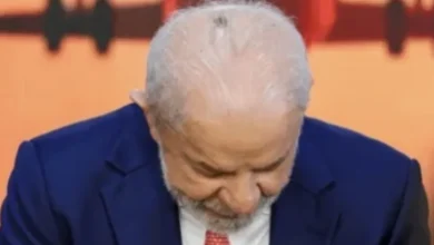 Lula realiza 1ª sessão de radioterapia