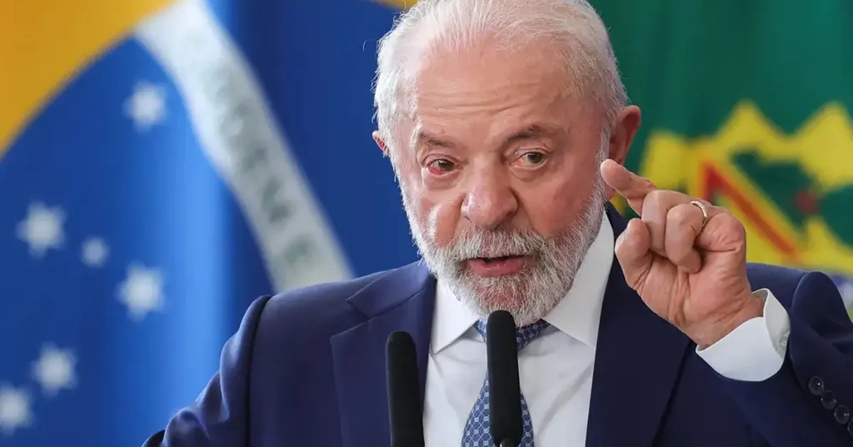 Lula recebeu André Mendonça em encontro reservado fora da agenda