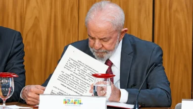 Lula veta lei que reconhece estágio como experiência profissional
