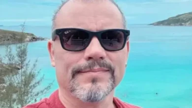 Meio artístico em luto: Famosos lamentam o falecimento do roteirista Renê Belmonte aos 55 anos