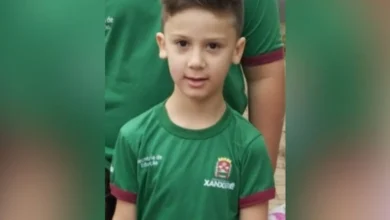 Menino de 7 anos perde a vida em acidente a caminho do velório do bisavô