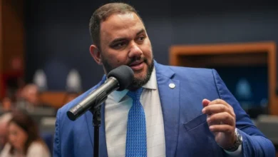 Mensagens ligam deputado estadual preso no RJ a 'crimes violentos', diz PF
