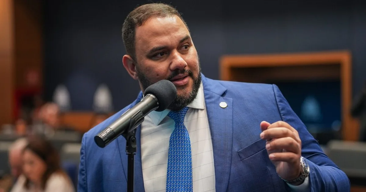 Mensagens ligam deputado estadual preso no RJ a 'crimes violentos', diz PF