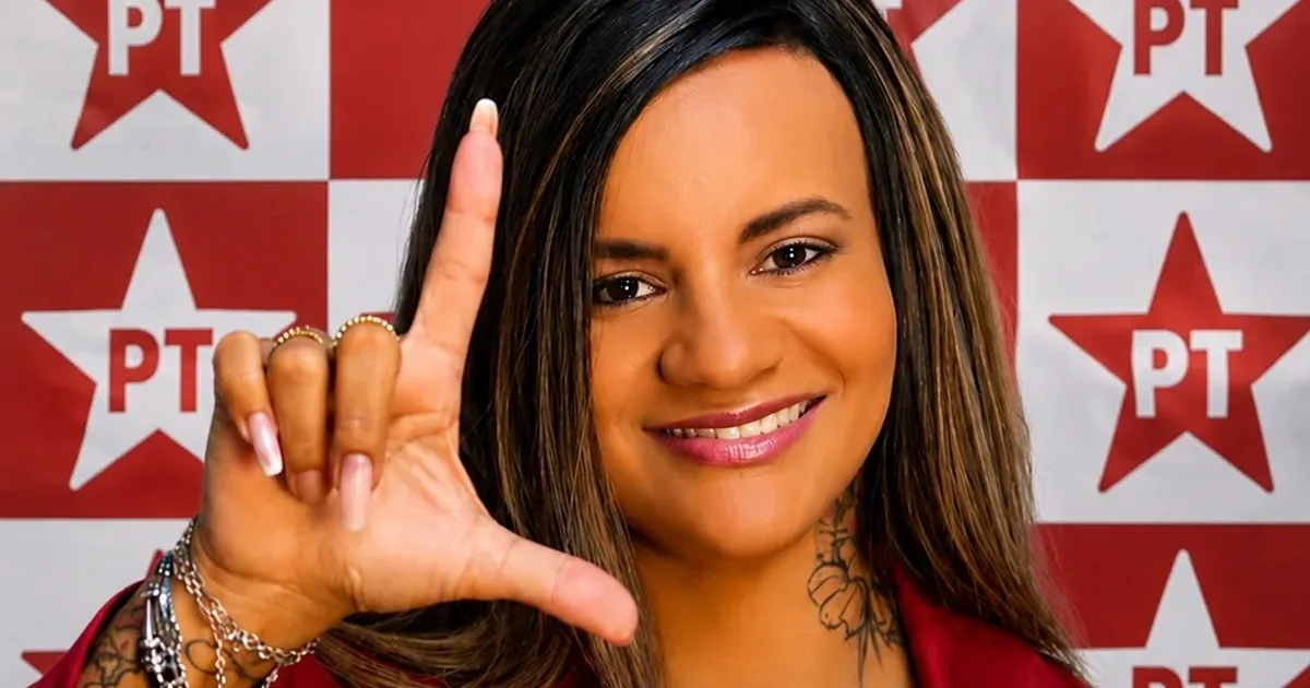 Mulher agredida com 61 socos se filia ao PT e é atacada nas redes: “Deveria ter apanhado mais”