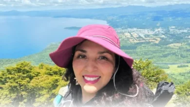Mulher morre no dia de seu aniversário após escalar um vulcão e sofrer acidente