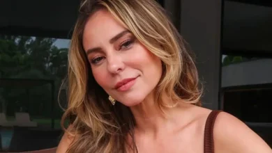 Paolla Oliveira coloca o corpão para jogo e mostra fotos de biquini