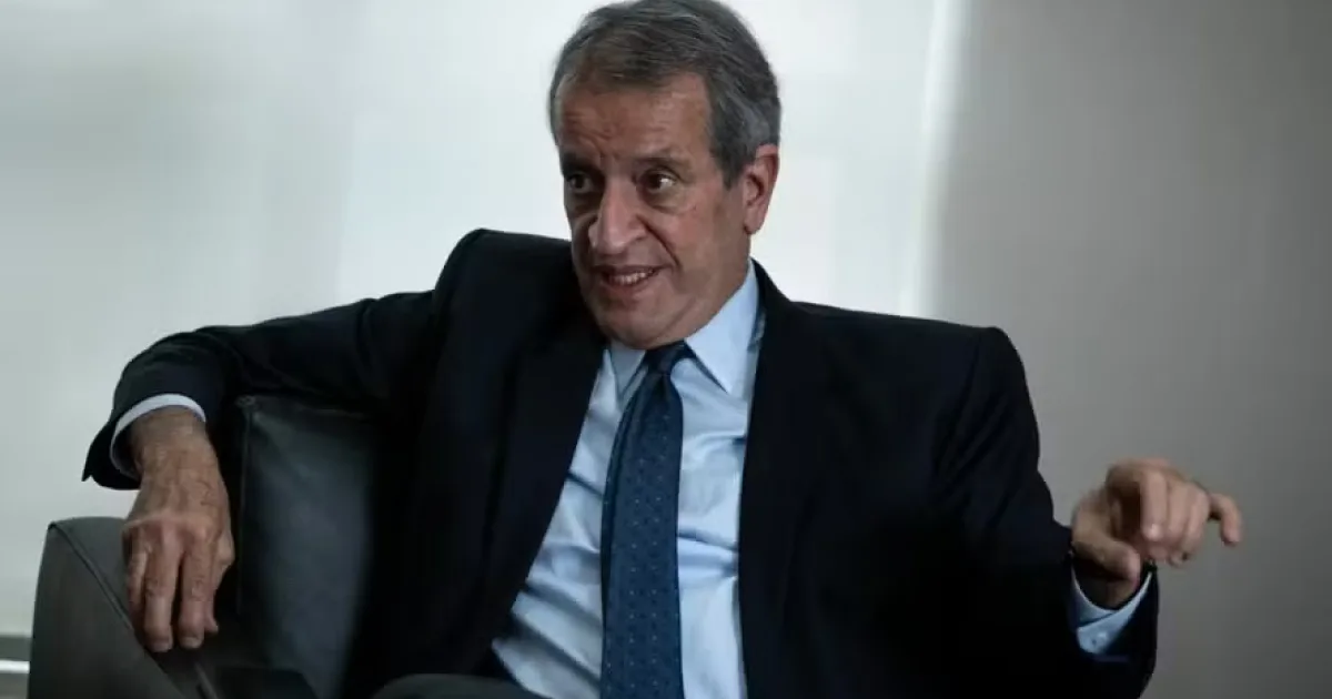 Presidente do PL rompe o silêncio e informa quem está fora da disputa
