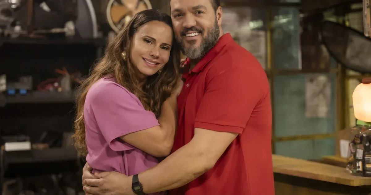 Sinceridade Total: Belo revela bastidores de cena com Viviane Araújo e admite dificuldade