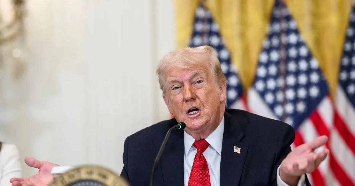 Trump renova críticas e diz que papa Leão coloca "católicos em perigo"