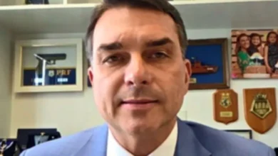 Última hora: notícia fortalece Flávio Bolsonaro em embate com Lula