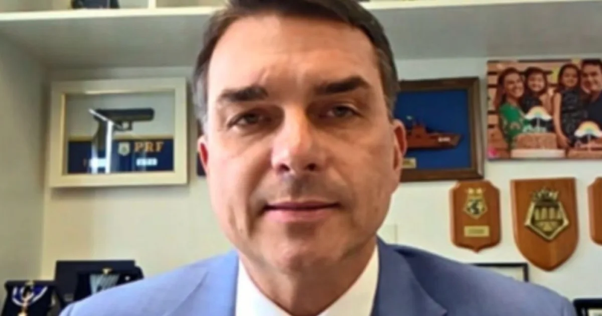 Última hora: notícia fortalece Flávio Bolsonaro em embate com Lula