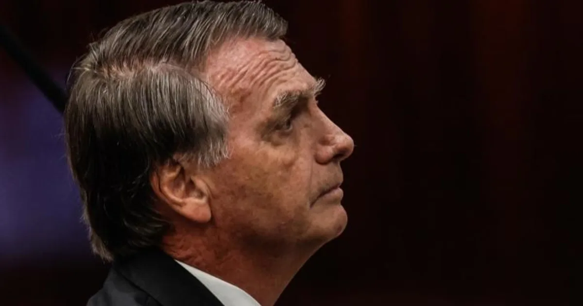 Após relatório divulgado, Bolsonaro deixa de ter autorização