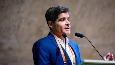 Avião com ACM Neto apresenta pane e faz pouso de emergência