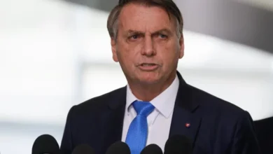 Bolsonaro depõe à PCDF por 5 minutos e confirma pedido por conserto de arma