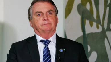 Bolsonaro diz ao STF que entregou arma a agente do GSI para manutenção