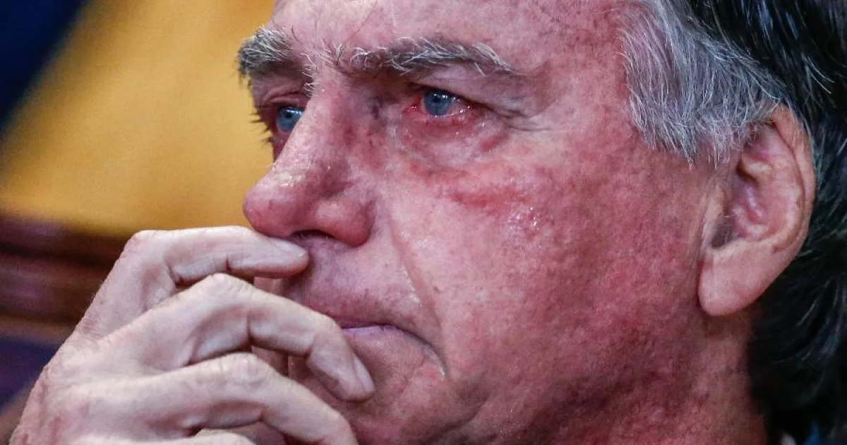 Bolsonaro enfrenta crise de saúde e desafios legais graves