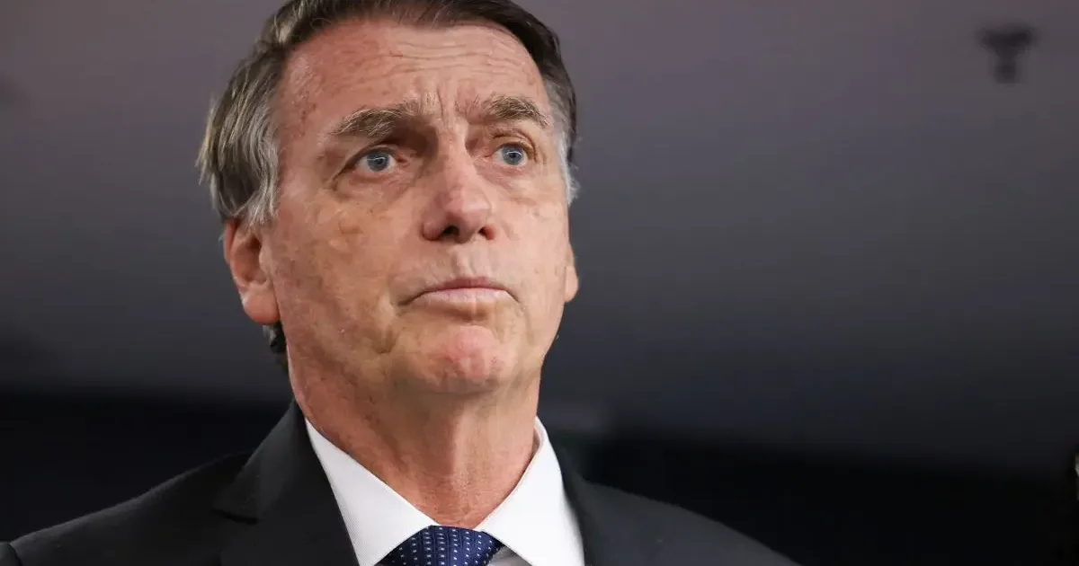Bolsonaro sofre piora na saúde perto de voltar pra Papuda