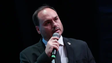 Carlos diz que Jair Bolsonaro piorou: "Sonolência se prolongou"