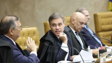 Decisão de Mendonça sobre Vorcaro chama atenção e gera novos debates em Brasília