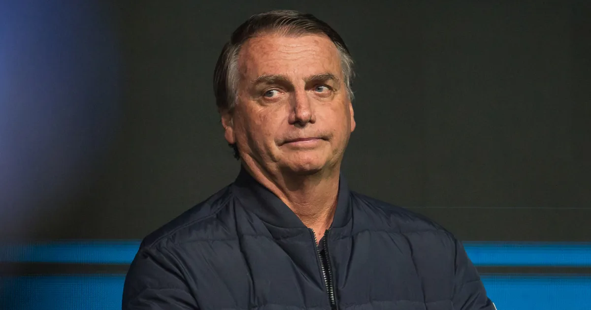 Delegado relata a Moraes que escolta impediu intimação de Bolsonaro