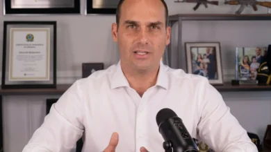 Eduardo Bolsonaro diz que condenação foi "jogo de cartas marcadas"