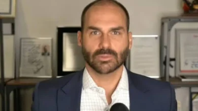 Eduardo Bolsonaro participa de reunião com senadores dos Estados Unidos