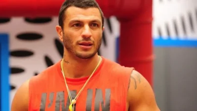 Ex-BBB Kleber Bambam vence Davi Brito em luta e movimenta as redes sociais