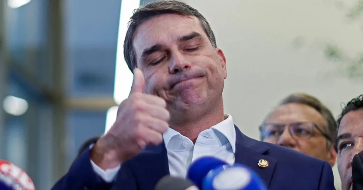 Flávio Bolsonaro recusa escolta da PF e decisão levanta dúvidas nos bastidores