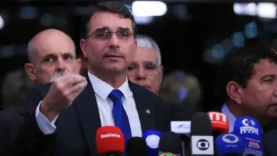 Flávio Bolsonaro surpreende ao defender Bolsa Família e sinaliza mudanças para ampliar segurança dos beneficiários