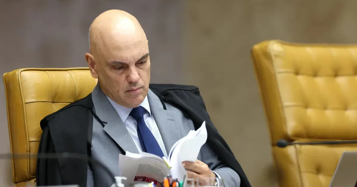 Flávio questiona atuação de Moraes em processo que envolve empresário e banco