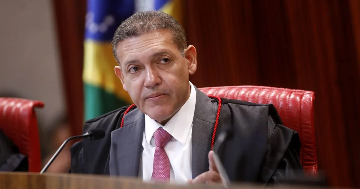 Kassio derruba decisão de Moraes e volta a autorizar falas de advogados no TSE