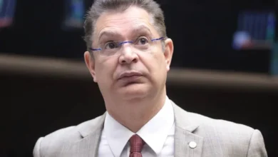 Líder do PL aciona Embaixada dos EUA após decisão de Mendonça