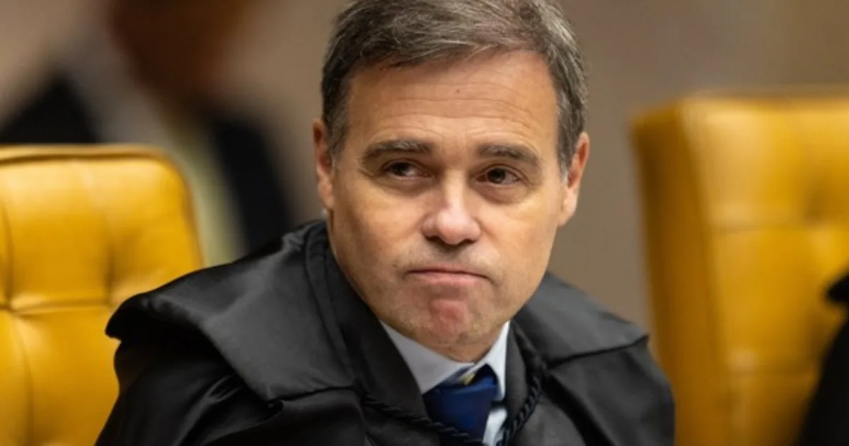 Mendonça toma decisão em ação do PT envolvendo apoio a Flávio