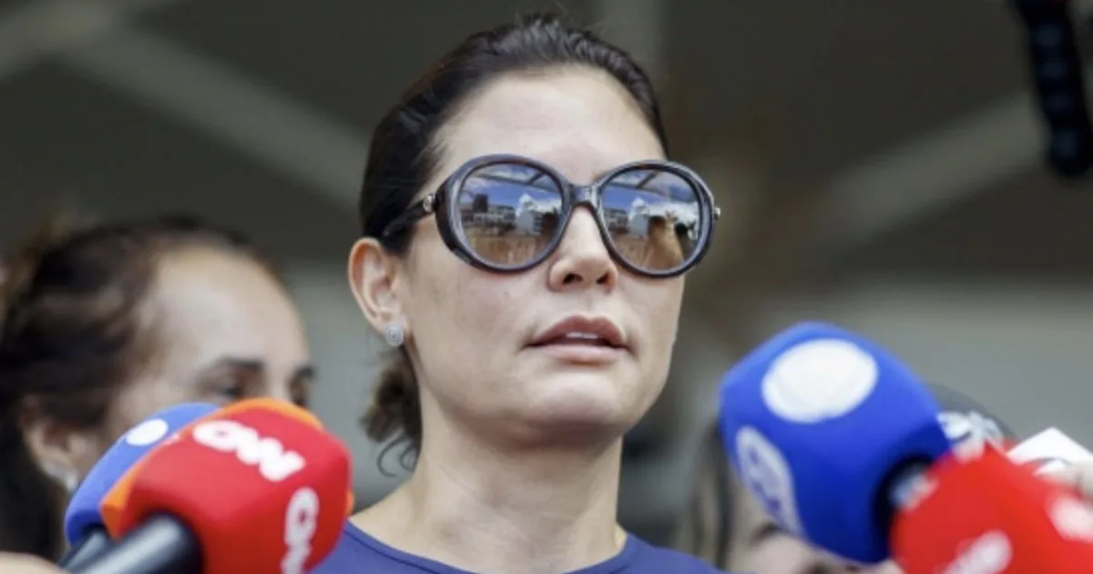 Michelle Bolsonaro tomará decisão importante, diz O Globo