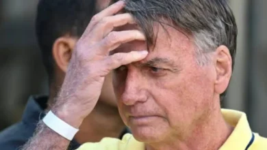 Moraes dá 24 horas e faz cobrança direta à defesa de Bolsonaro