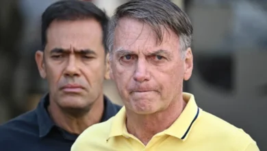 Moraes determina depoimento de Bolsonaro em caso de arma apreendida