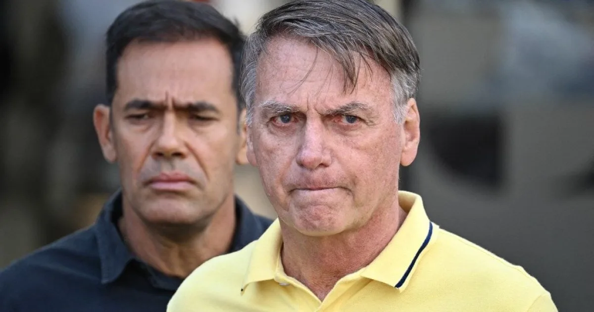 Moraes determina depoimento de Bolsonaro em caso de arma apreendida