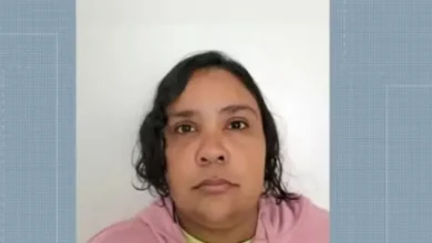 Mulher de 37 anos finge ter 12 anos e consegue ser adotada em SC