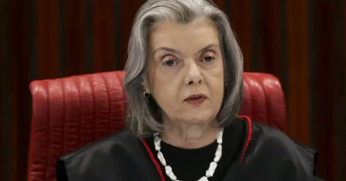 Neste domingo, Cármen Lúcia alcançou uma marca simbólica no STF