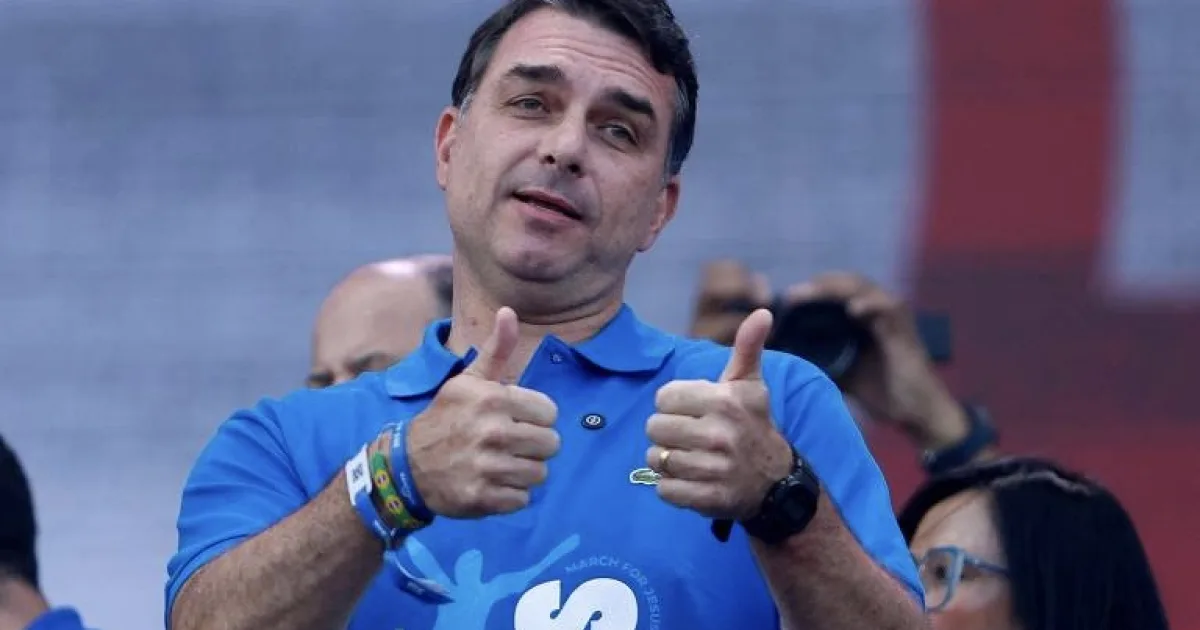 Nome favorito para vice de Flávio Bolsonaro ganha força nos bastidores da política