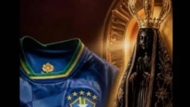 O mistério da camisa azul e o manto de Nossa Senhora