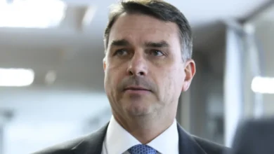 O que Flávio disse após encontrar Bolsonaro